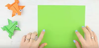 Comment faire une grenouille sauteuse en papier origami-grenouille-sauteuse-01